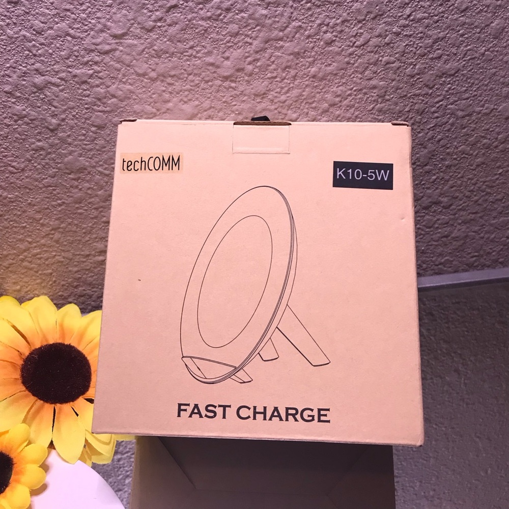 TechComm Fast Charge Wireless Charger